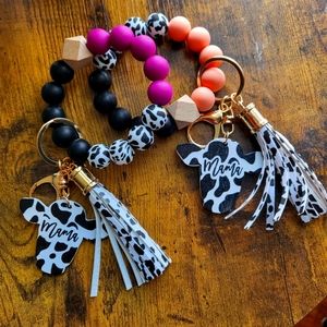 Mama Cow Keychain Bracelet
